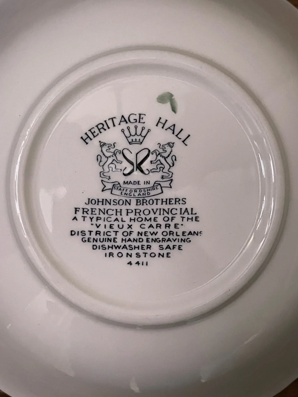 Johnson Brothers Heritage Hall French Provincial Vegetable Bowl